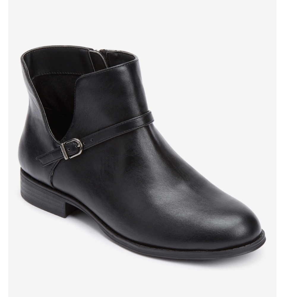 Black boots